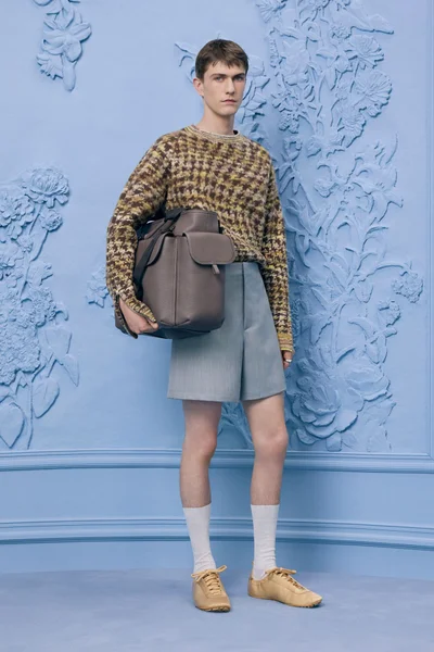Look 14